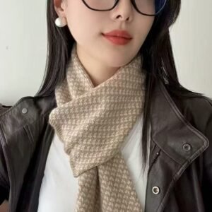 Houndstooth cashmere scarf women's short versatile knitted thickened warm small scarf for men and women