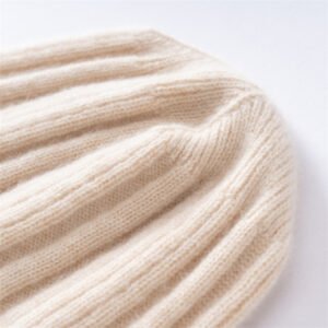 Seasonal striped rolled edge knitted cashmere hat is fashionable, casual and versatile for commuting